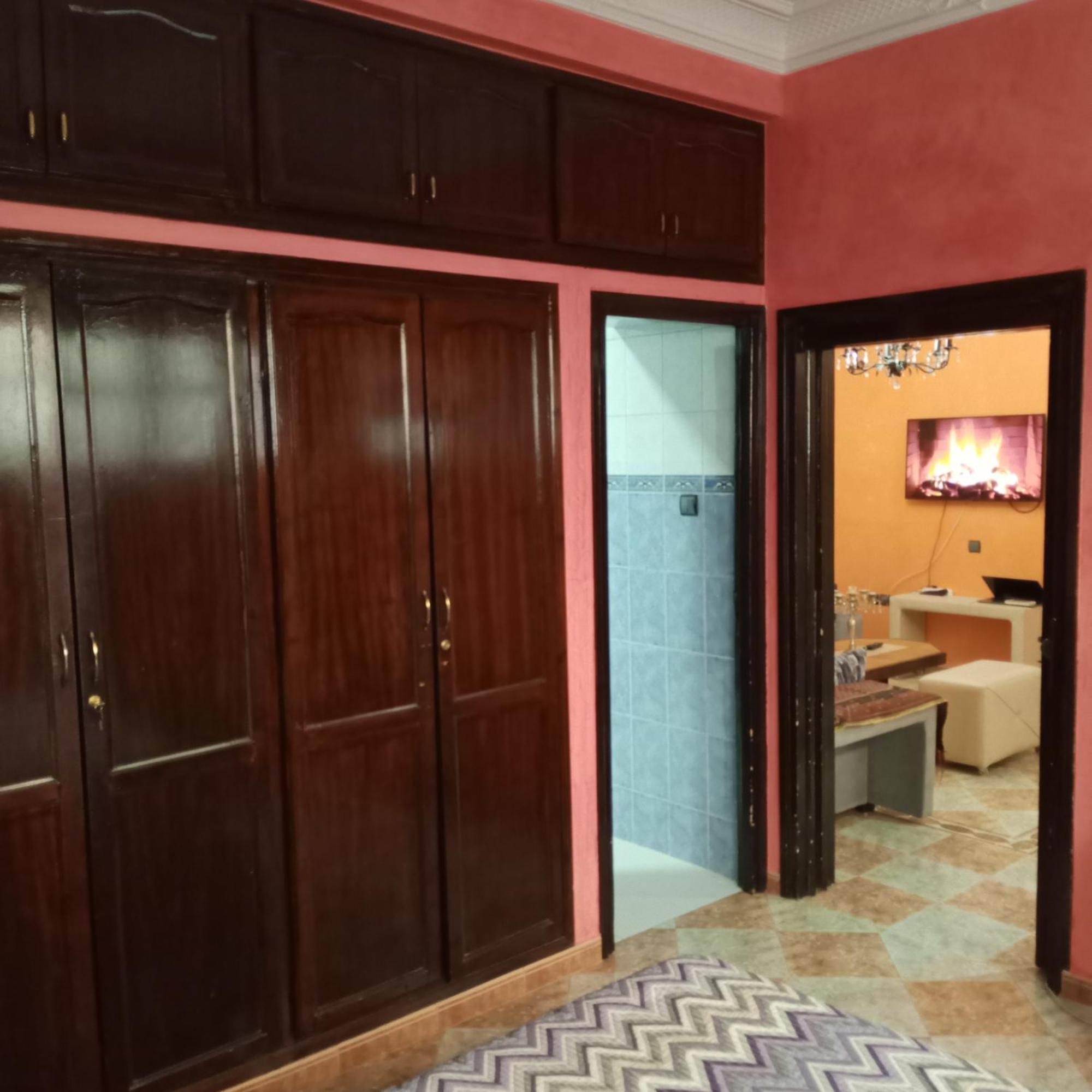Family House Bed & Breakfast